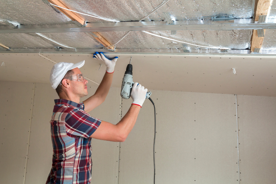 Plaster boarding